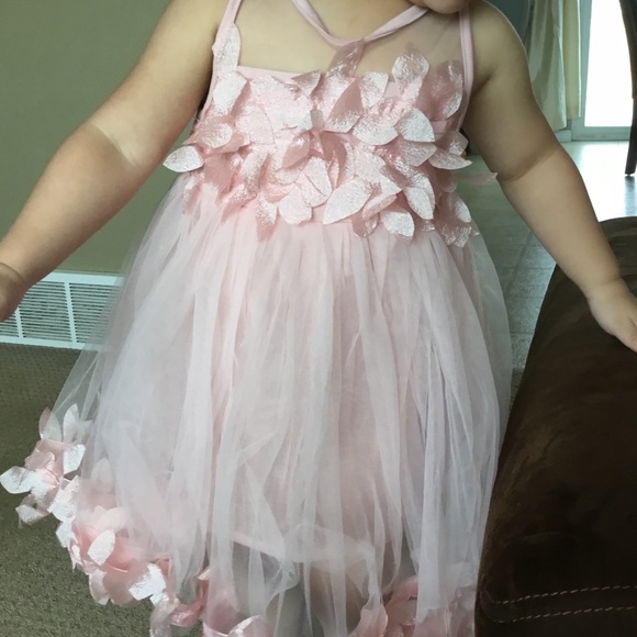 Fluttery flowered dress - Picture 3 of 3